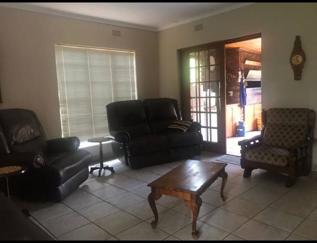 4 BEDROOM HOUSE FOR SALE IN CHROOM PARK